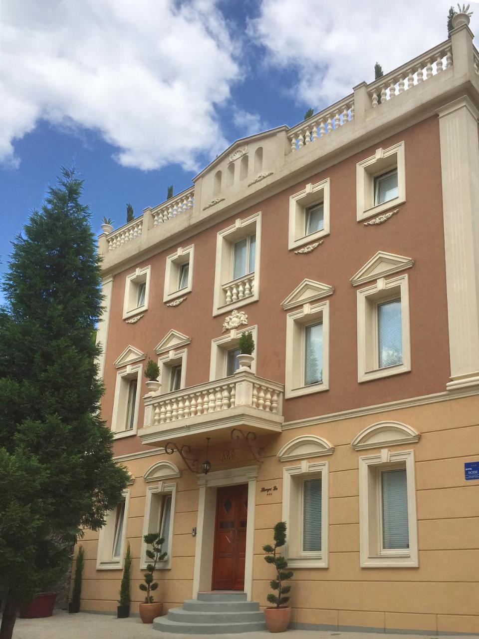 Shangri La Mansion Gasthof Mostar